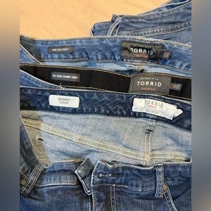 Three pairs of torrid jeans, crop and ankle